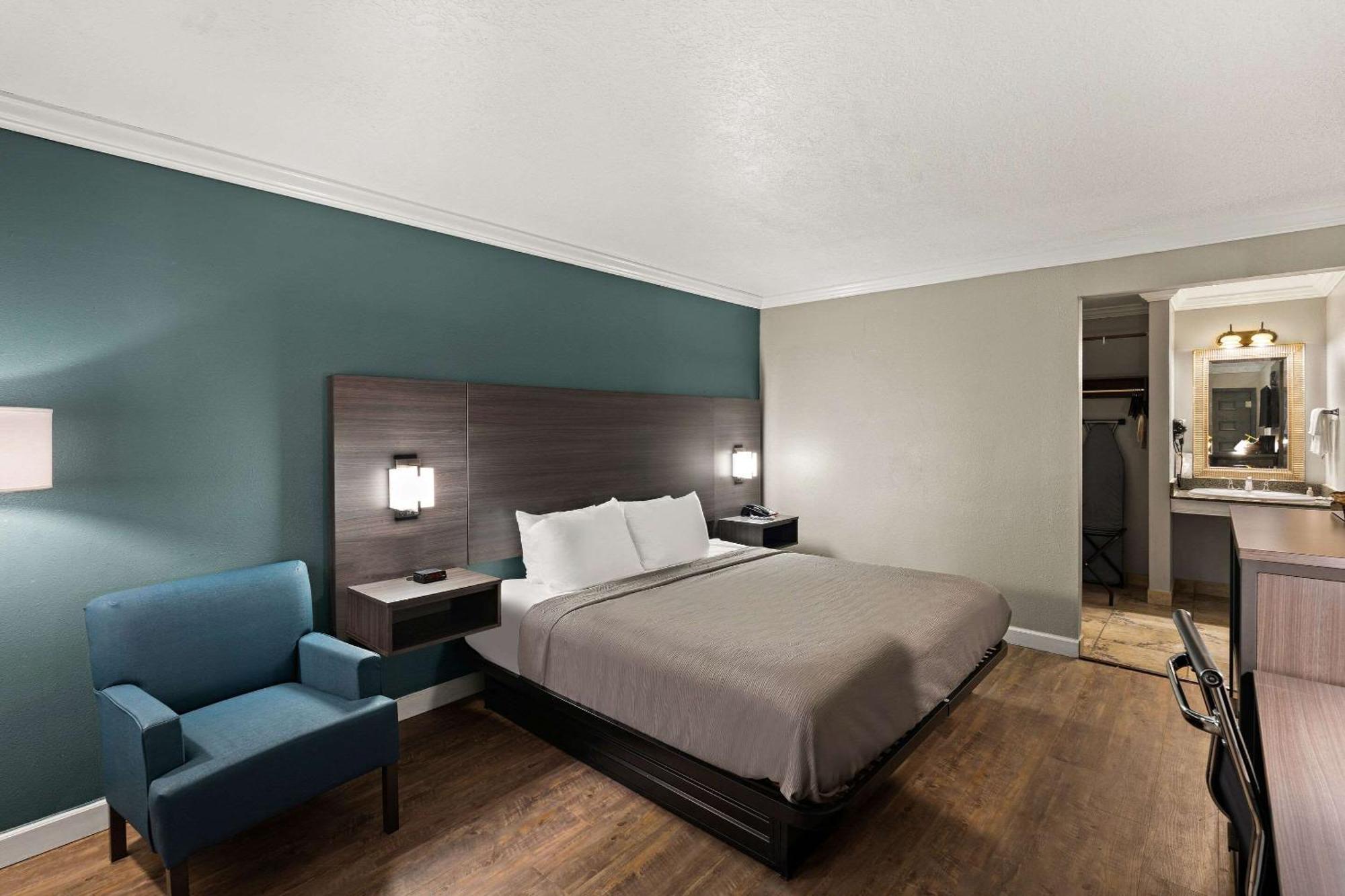 Quality Inn Ocean Springs Ngoại thất bức ảnh